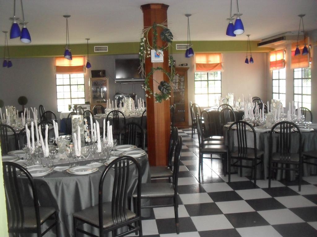 Hostal San Luis Almodóvar del Río Buitenkant foto
