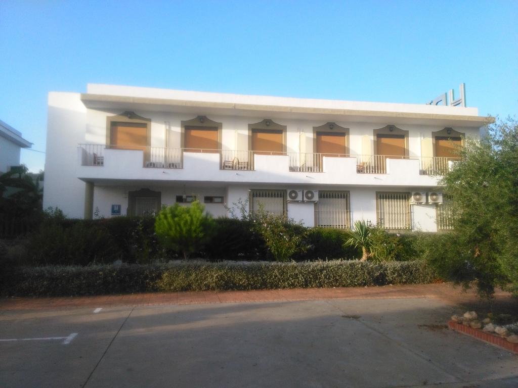 Hostal San Luis Almodóvar del Río Buitenkant foto